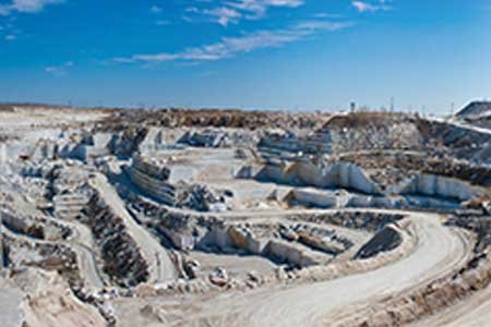 Radios-in-Mining-and-Quarrying